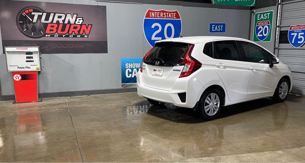 2016 Honda Fit Image 4