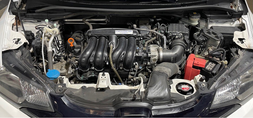 2016 Honda Fit Image 8