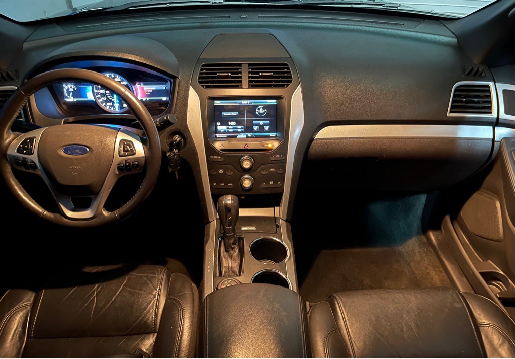 2014 Ford Explorer Image 15
