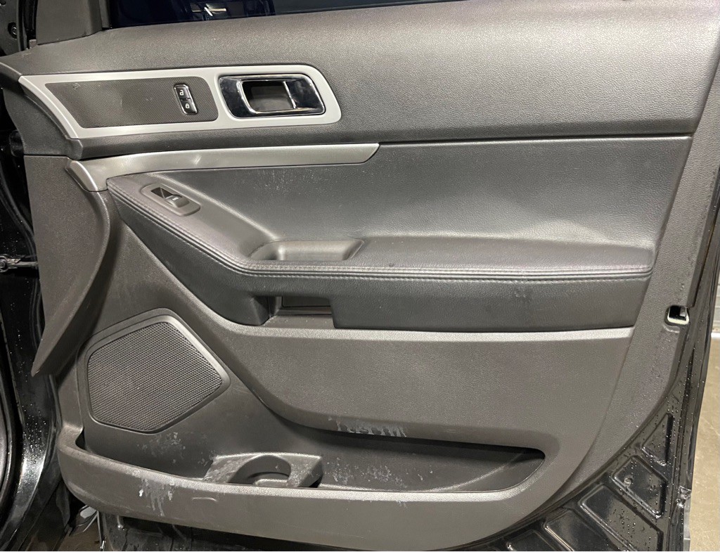 2014 Ford Explorer Image 16