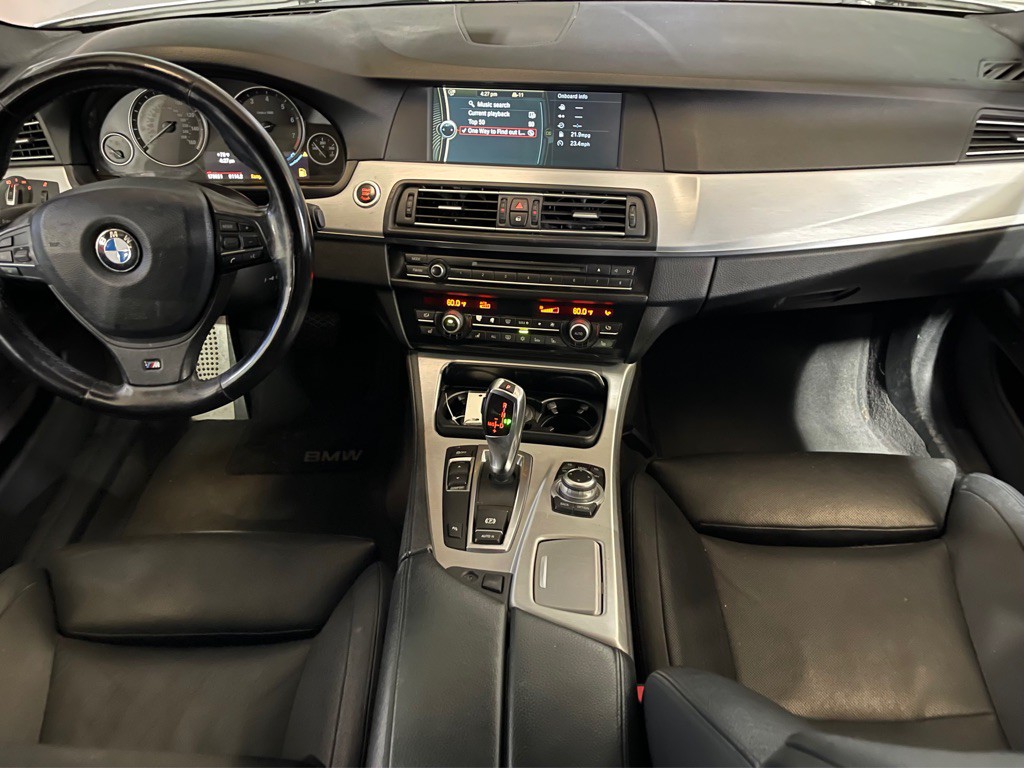 2011 BMW 5 Series Image 15