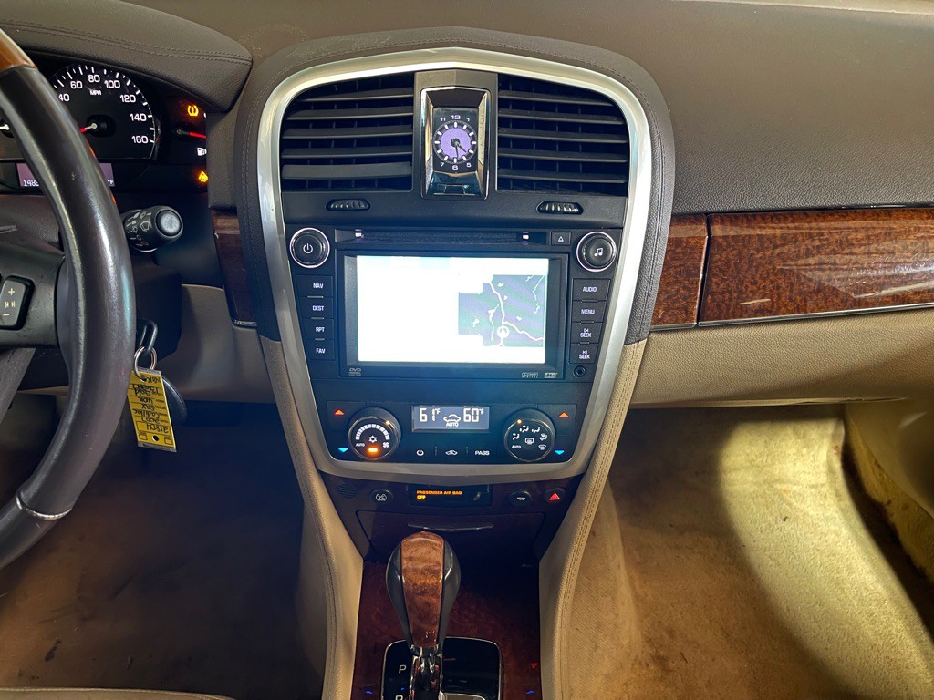 2007 Cadillac SRX Image 13