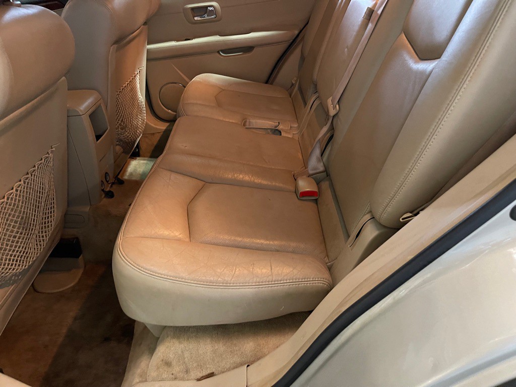 2007 Cadillac SRX Image 18