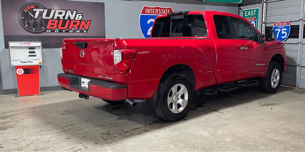 2021 Nissan Titan Image 4