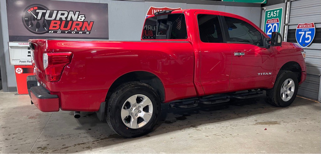 2021 Nissan Titan Image 5