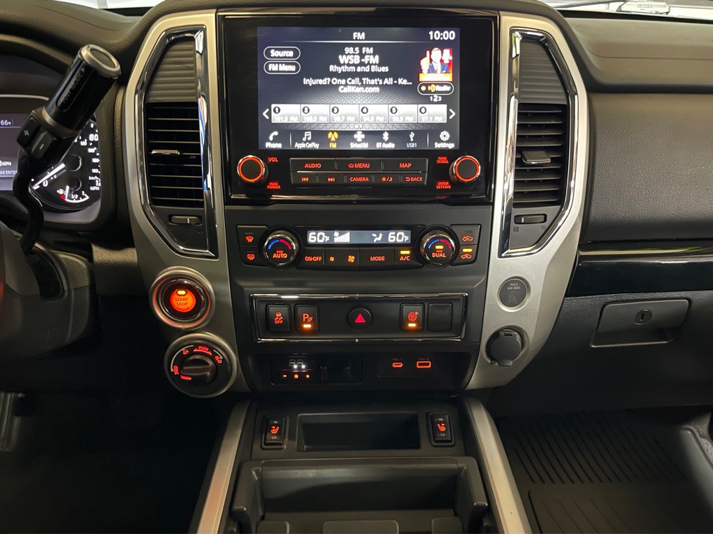 2021 Nissan Titan Image 13