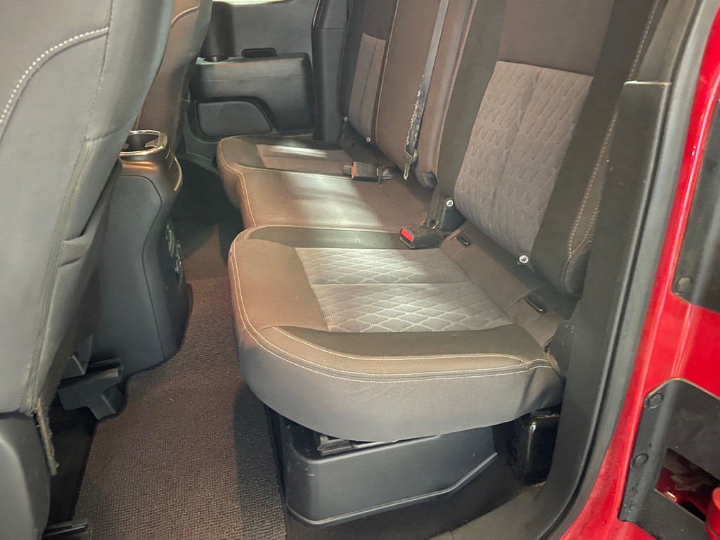 2021 Nissan Titan Image 17