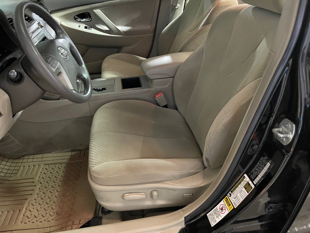 2009 Toyota Camry Image 10