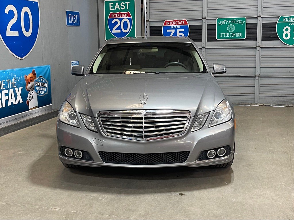2011 Mercedes-Benz E-Class Image 2