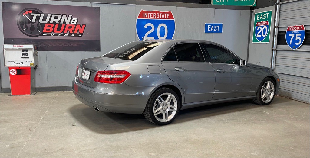 2011 Mercedes-Benz E-Class Image 5