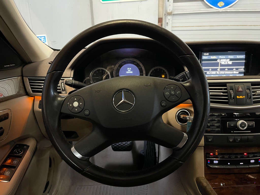 2011 Mercedes-Benz E-Class Image 12