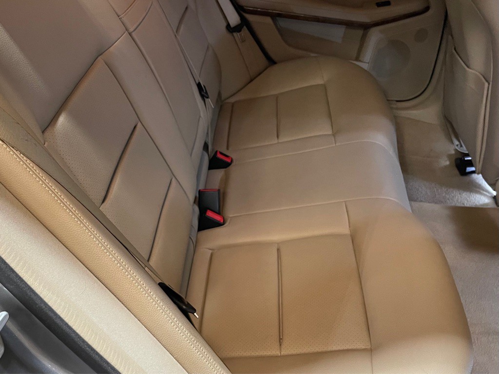 2011 Mercedes-Benz E-Class Image 17