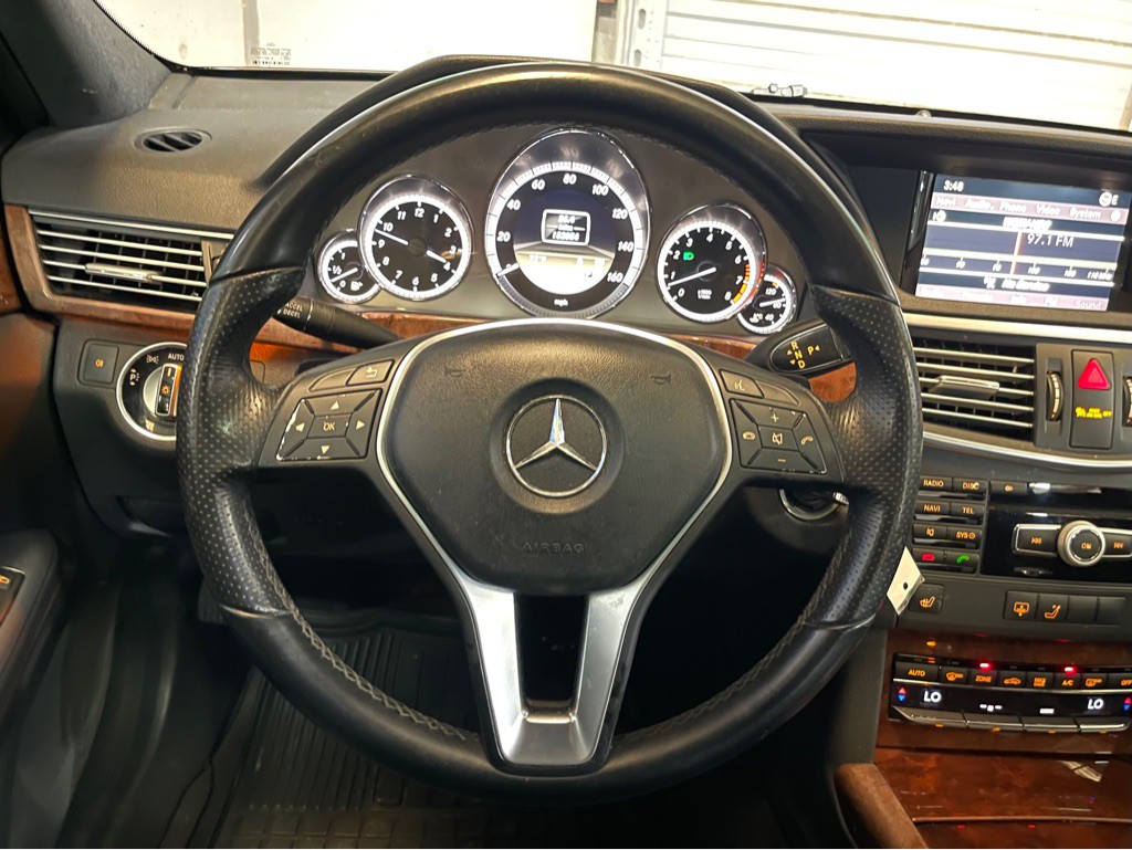 2012 Mercedes-Benz E-Class Image 12