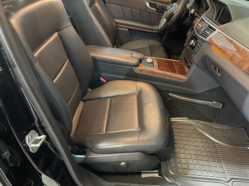 2012 Mercedes-Benz E-Class Image 16