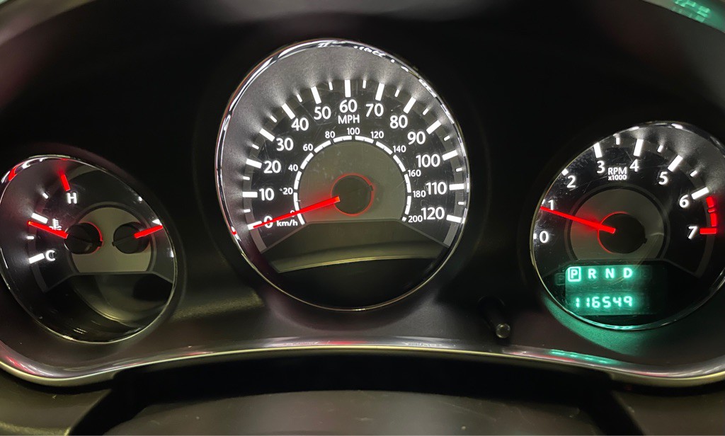 2014 Chrysler 200 Image 11