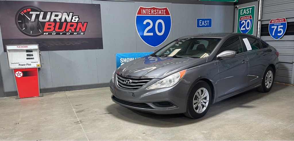 2011 Hyundai Sonata Image 1