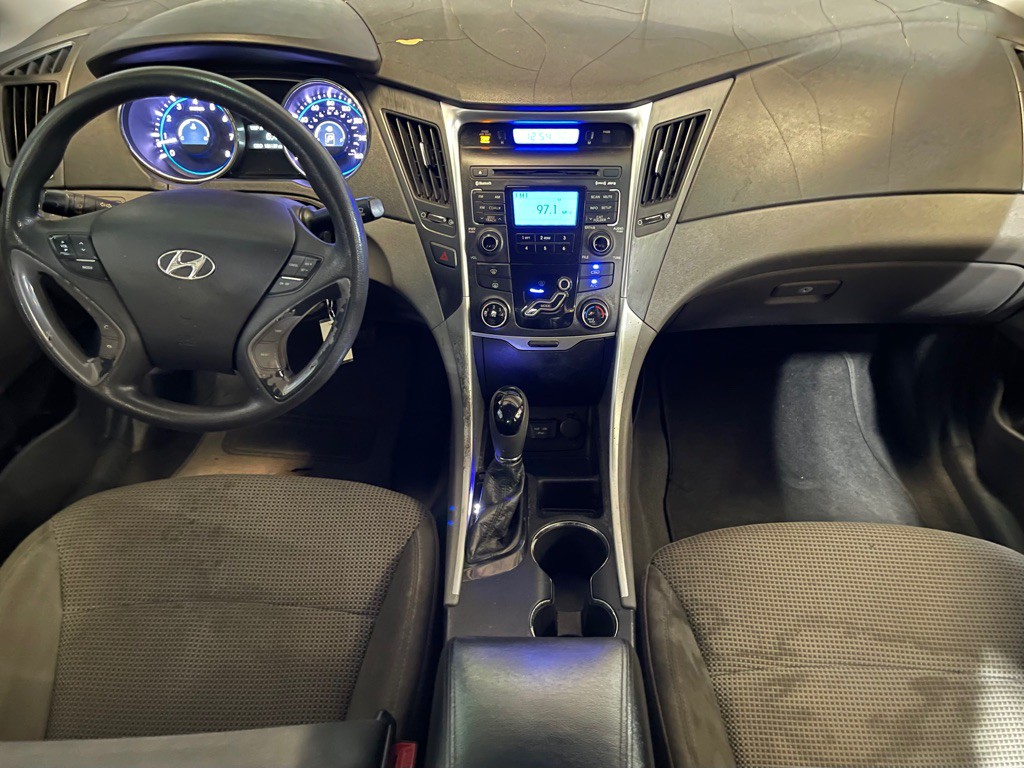 2011 Hyundai Sonata Image 15