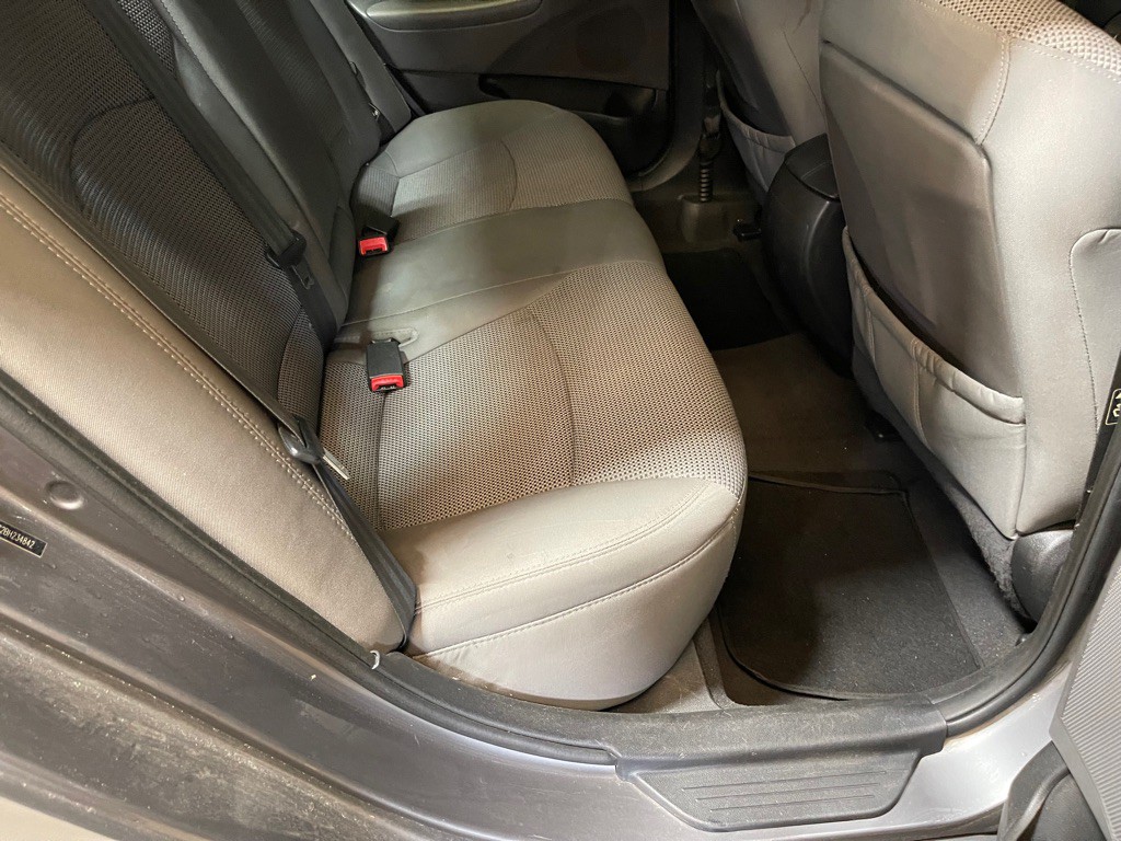 2011 Hyundai Sonata Image 19