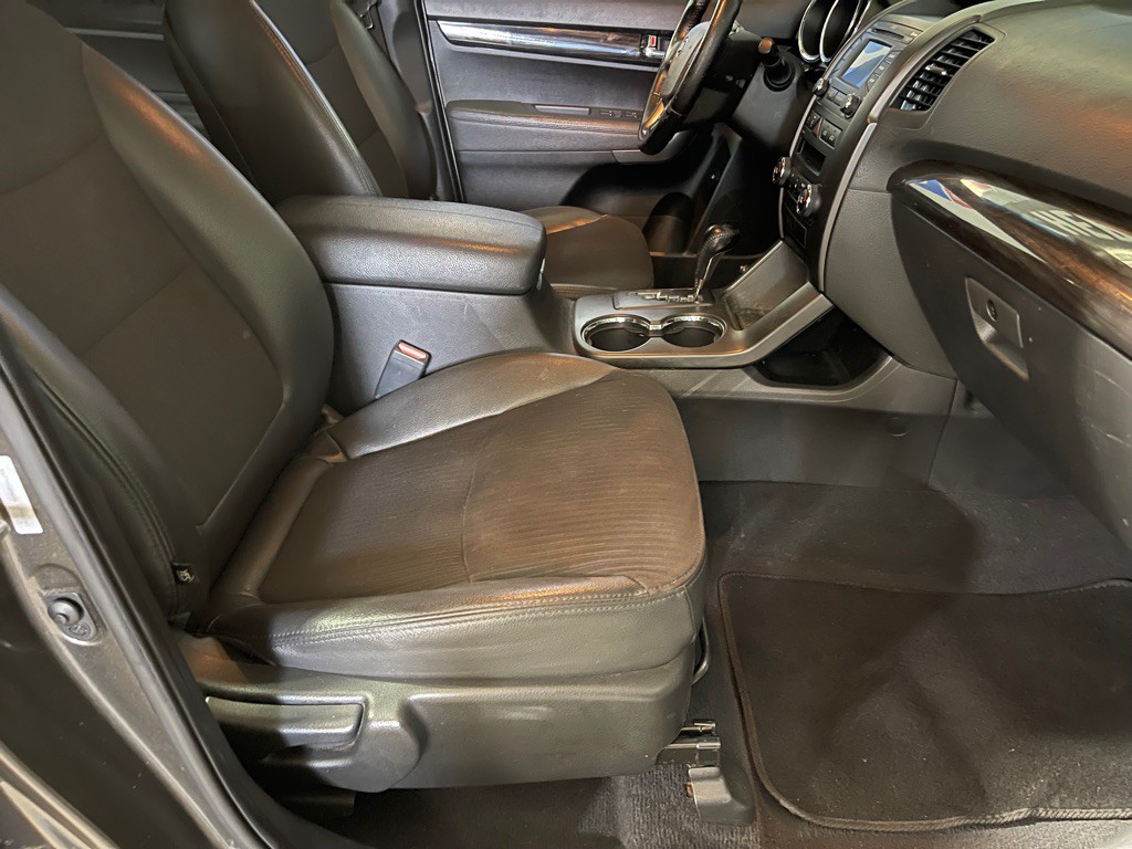 2012 Kia Sorento Image 17