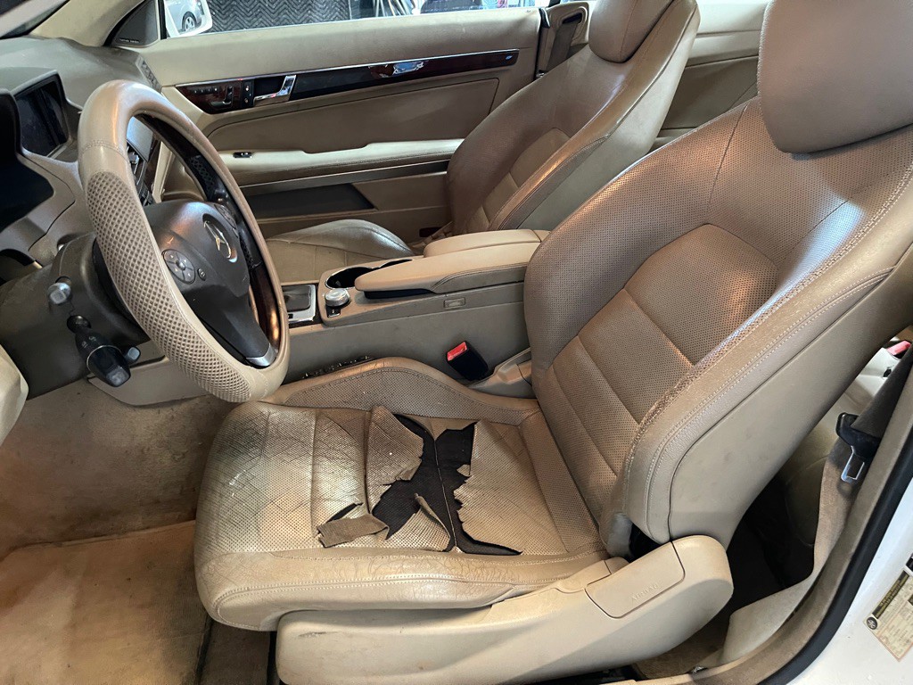 2010 Mercedes-Benz E-Class Image 10