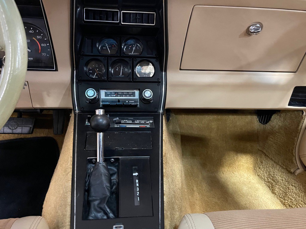 1980 Chevrolet Corvette Image 13