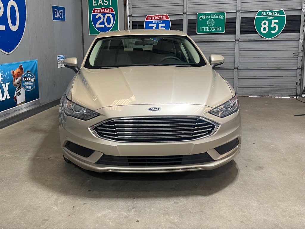 2017 Ford Fusion Image 2