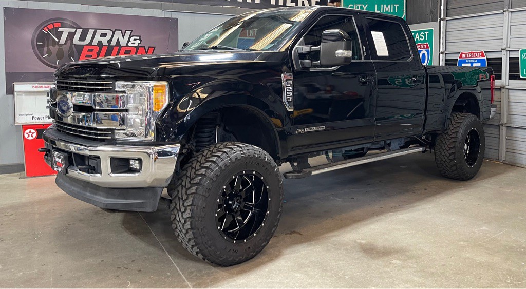 2017 Ford F-250 Image 1