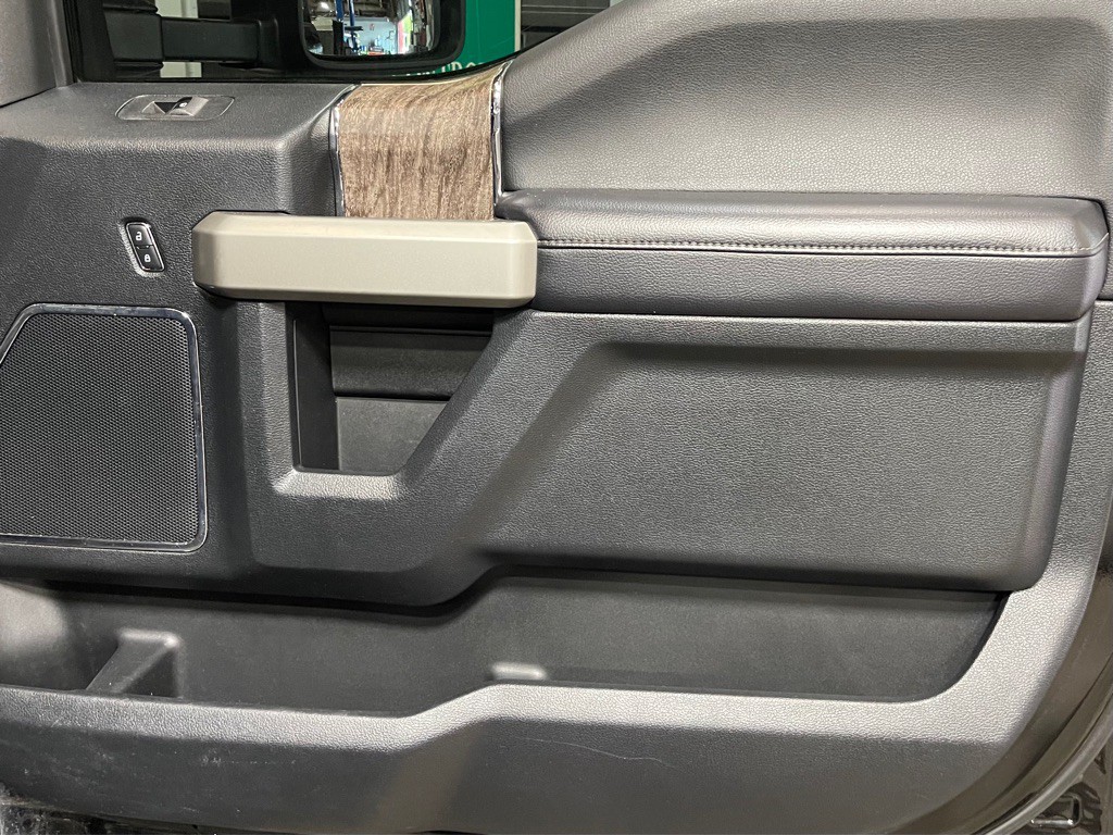 2017 Ford F-250 Image 15