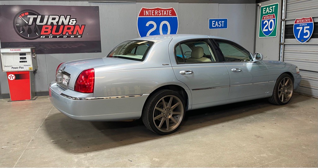 2007 Lincoln Town Car Image 5