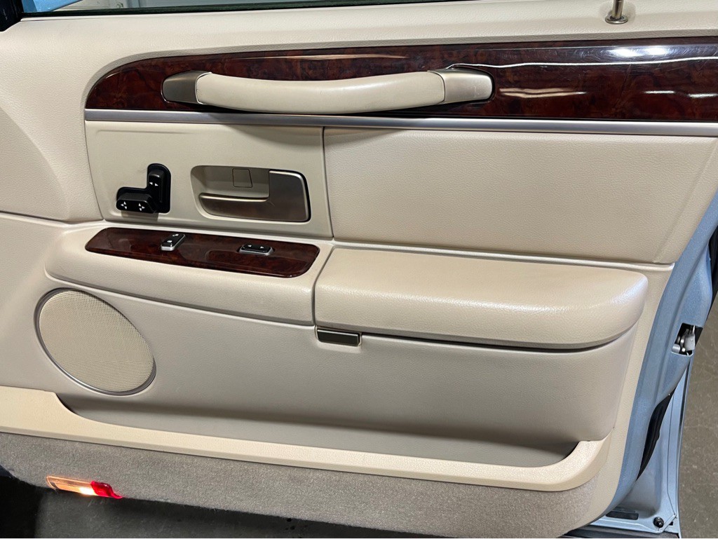 2007 Lincoln Town Car Image 15