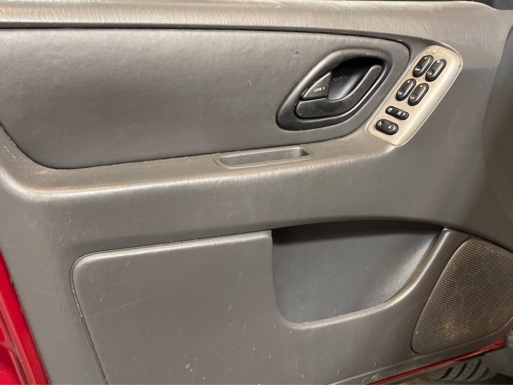 2006 Ford Escape Image 9