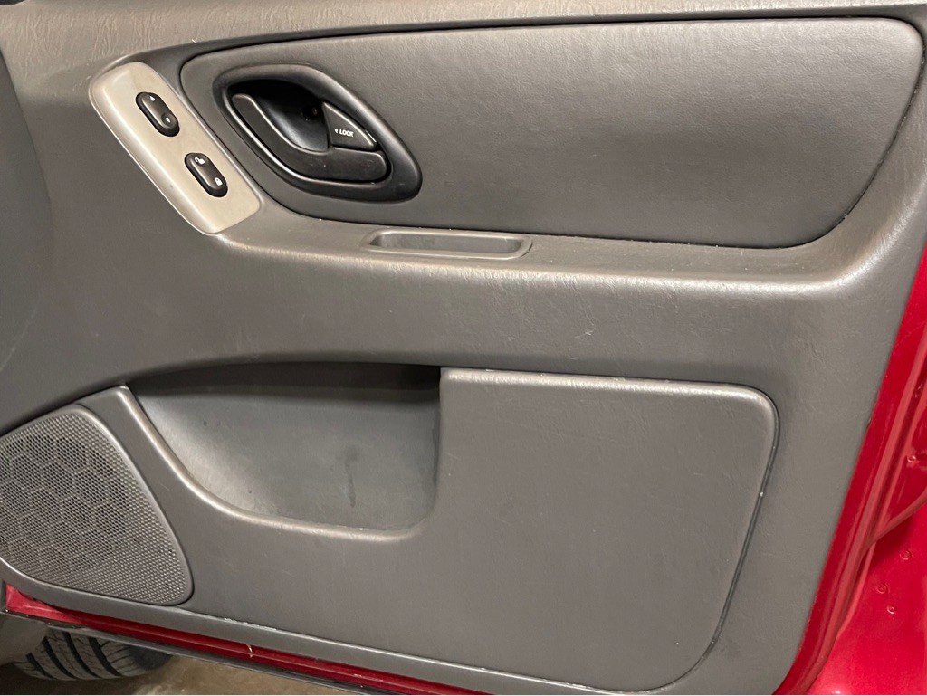 2006 Ford Escape Image 16