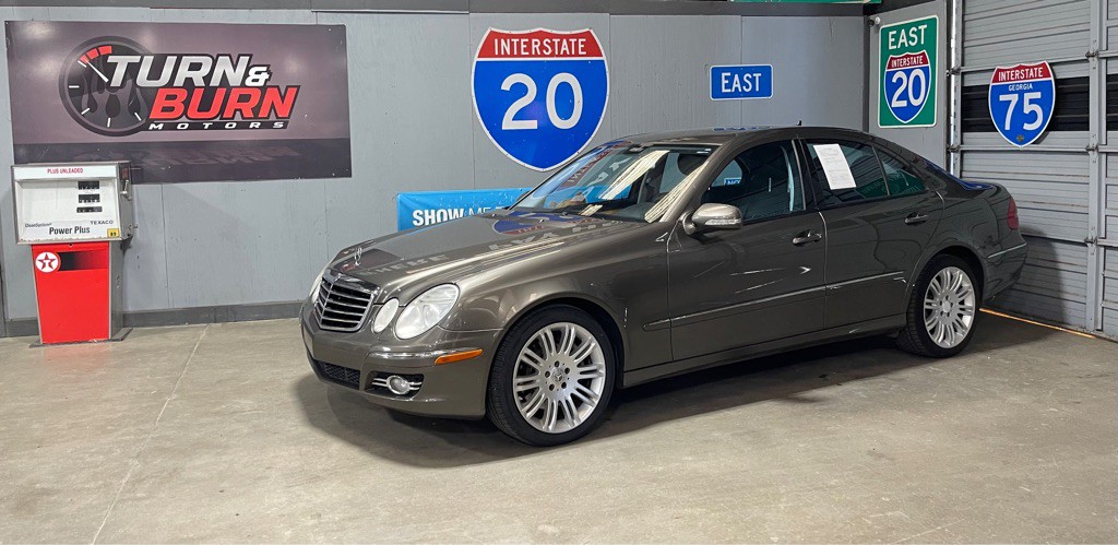 2008 Mercedes-Benz E-Class Image 3