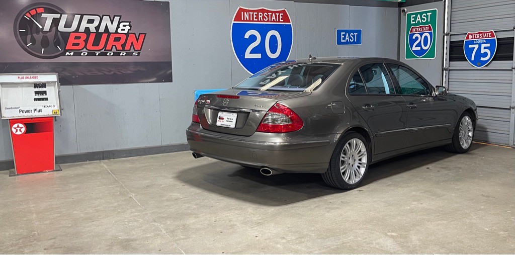 2008 Mercedes-Benz E-Class Image 4