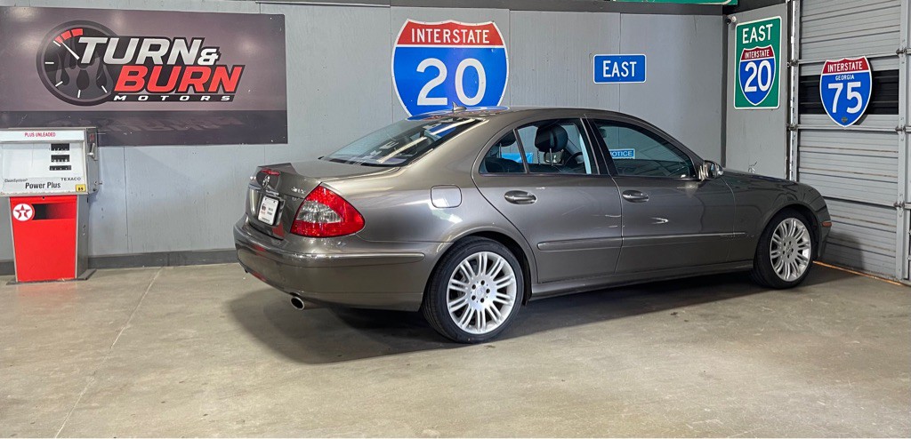 2008 Mercedes-Benz E-Class Image 5