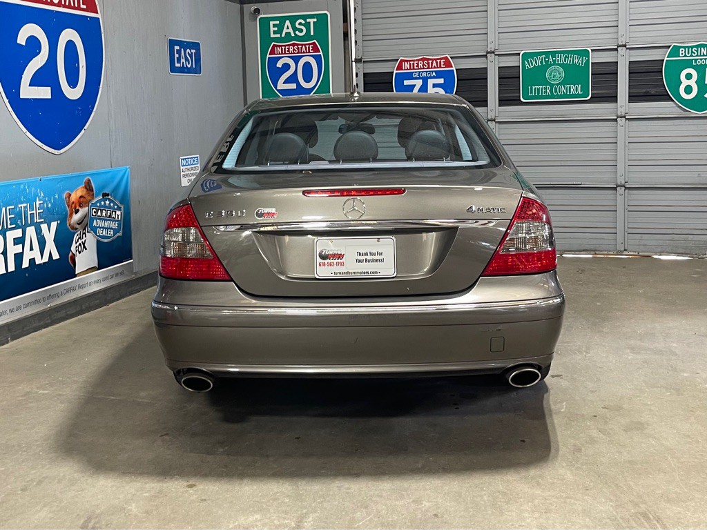2008 Mercedes-Benz E-Class Image 6
