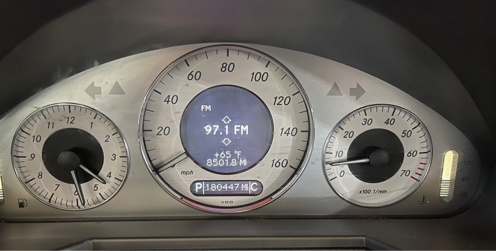 2008 Mercedes-Benz E-Class Image 11