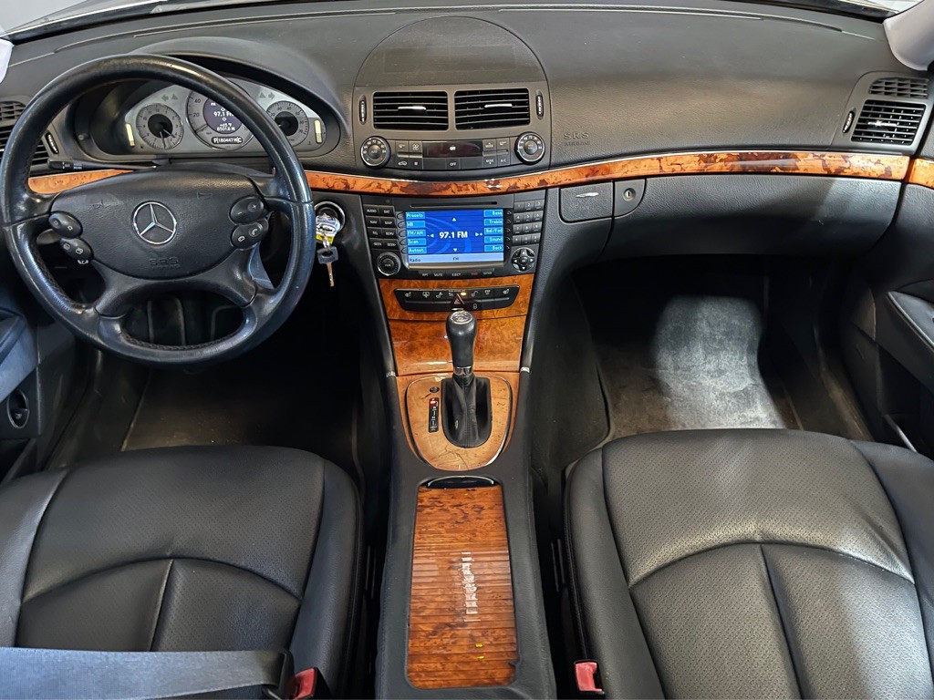 2008 Mercedes-Benz E-Class Image 15