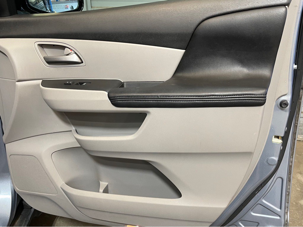 2012 Honda Odyssey Image 15