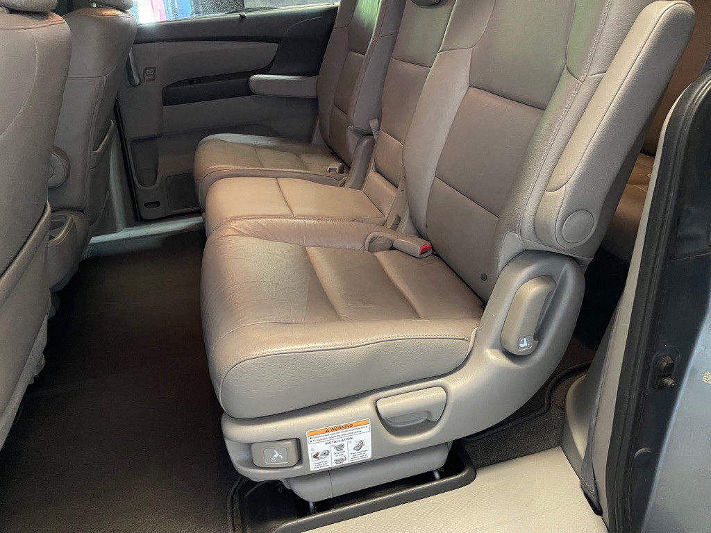 2012 Honda Odyssey Image 17
