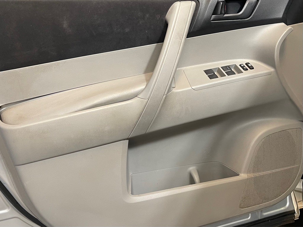 2008 Toyota Highlander Image 9