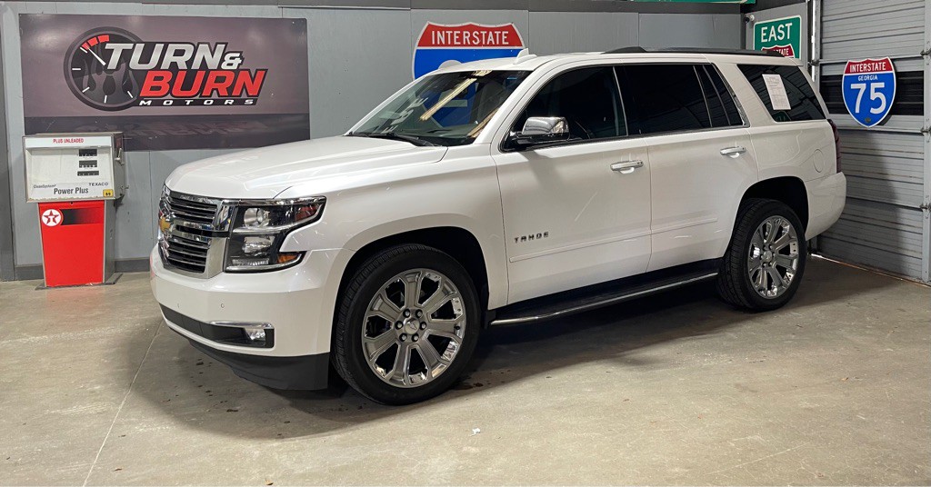 2017 Chevrolet Tahoe Image 3