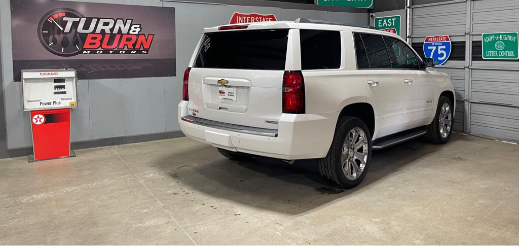 2017 Chevrolet Tahoe Image 4