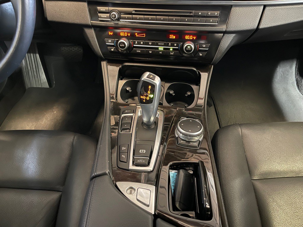 2015 BMW 5 Series Image 14