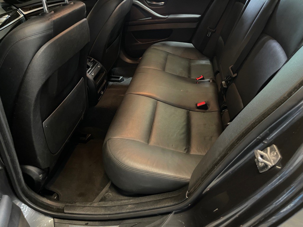 2015 BMW 5 Series Image 18