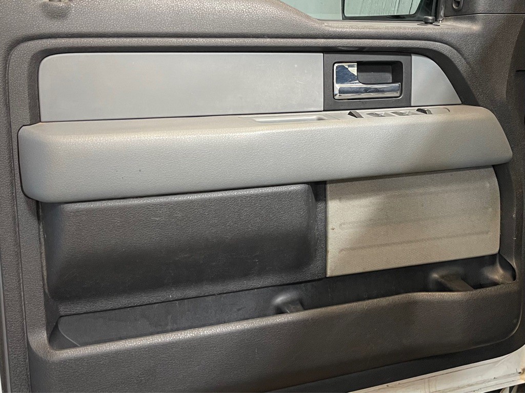 2012 Ford F-150 Image 9