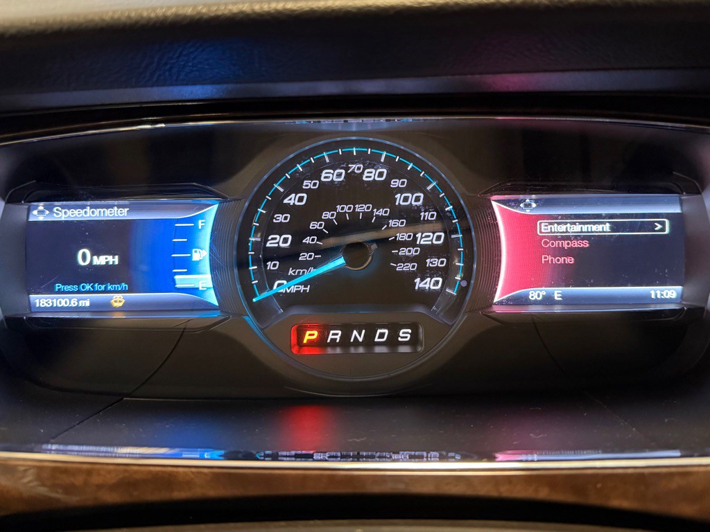 2016 Ford Taurus Image 11