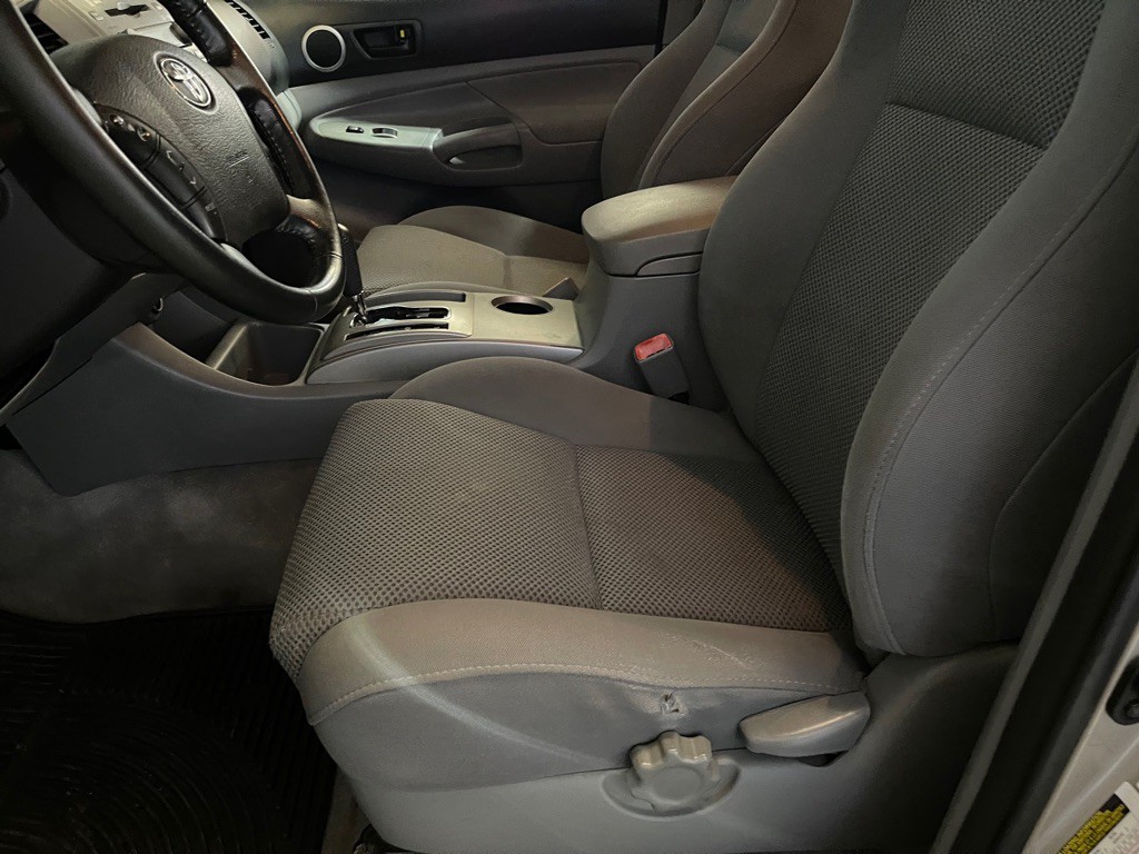 2006 Toyota Tacoma Image 10