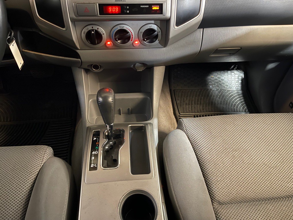 2006 Toyota Tacoma Image 14