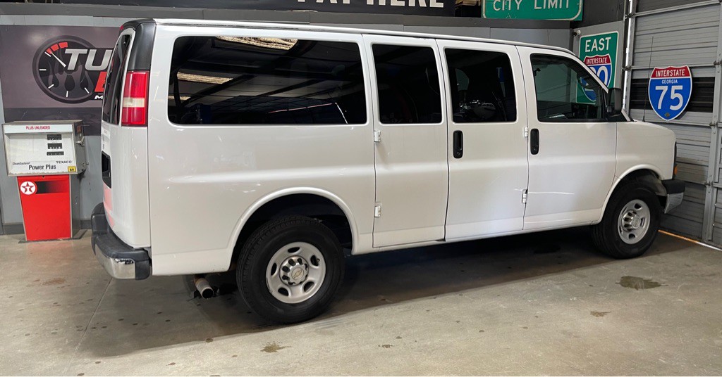 2013 Chevrolet Express Image 5